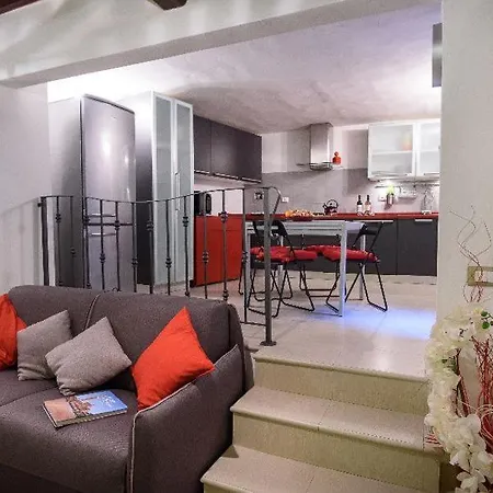 La Casina Di Nene Fra Mare E Terme 아파트 수베레토